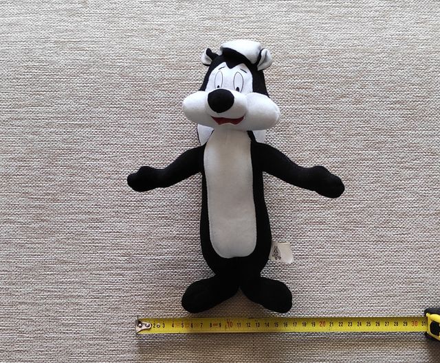 PELUCHE PEPE LE PEW LOONEY TUNES