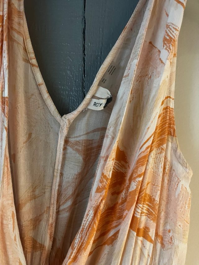 Vestido largo floral Roxy beige y naranja