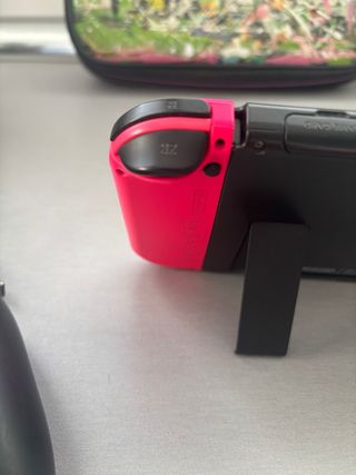 Nintendo switch en muy buen estado y con juego