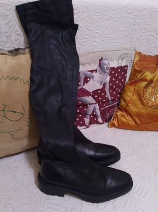 Botas mosqueteras altas negras