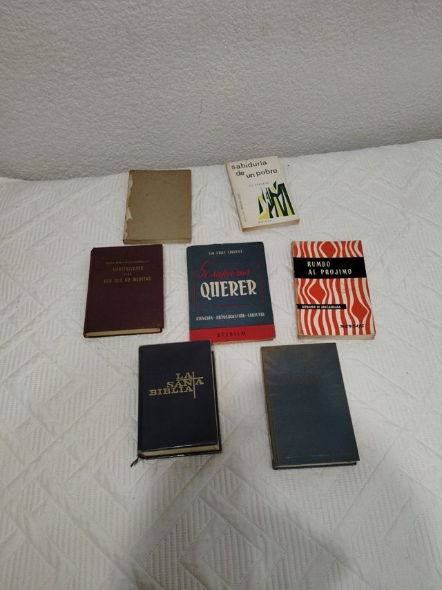 Libros religiosos y biblia venta presencial 
