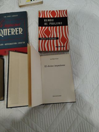 Libros religiosos y biblia