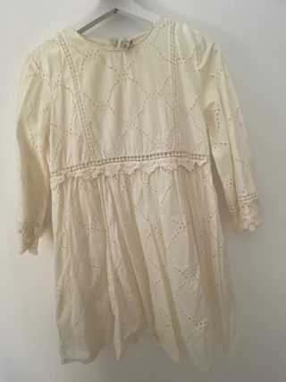 Vestido blanco roto verano