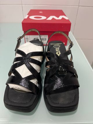 Sandalias Wonders Negras Talla 37
