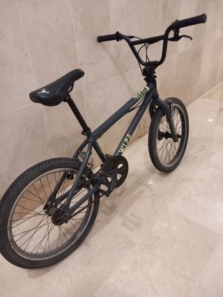 Bicicleta bmx 

