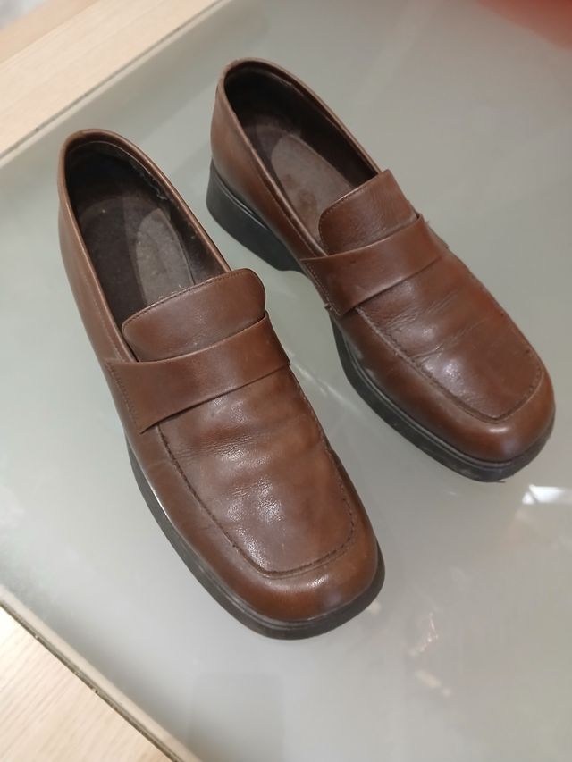 Zapatos de vestir marrones