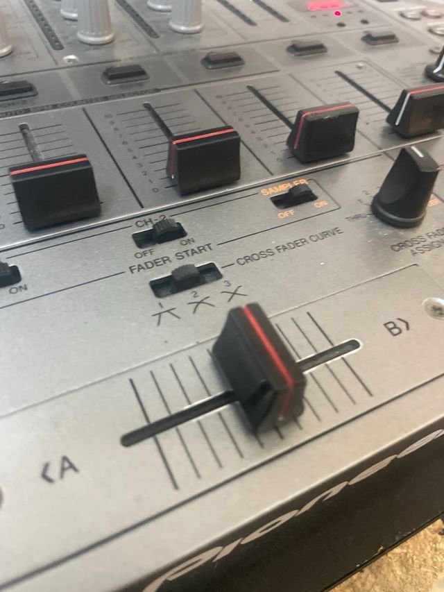 Pioneer DJM-600 Mesa de Mezclas