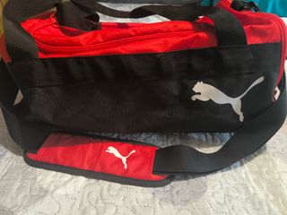 BOLSA DE DEPORTE PUMA. SIN USAR