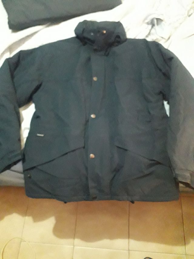 Cazadora térmica negra