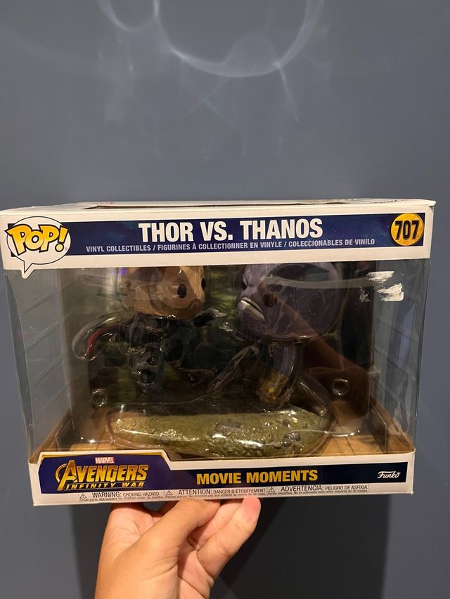 Funko Pop thanos y Thor