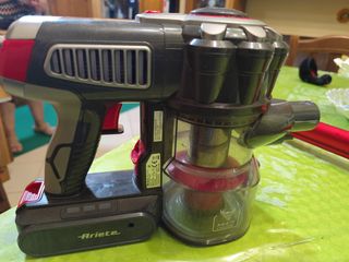 Aspirapolvere a batteria Ariete