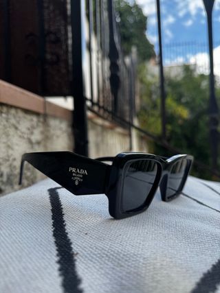 Gafas de sol Prada negras