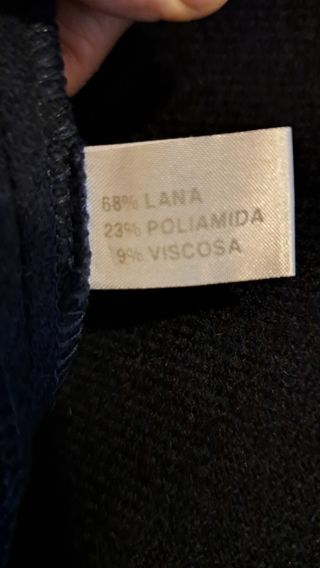 Capa de lana Marca Banarassi 