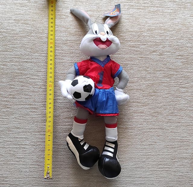 PELUCHE BUGS BUNNY FUTBOLISTA LOONEY TUNES