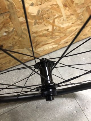 Conjunto Ruedas Bontrager Paradigm TLR 23