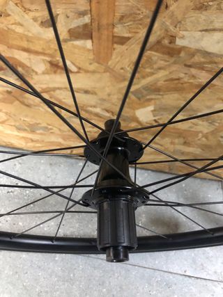 Conjunto Ruedas Bontrager Paradigm TLR 23