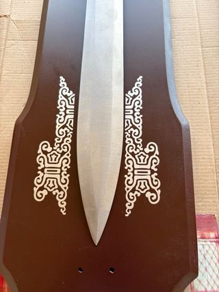Espada decorativa de pared