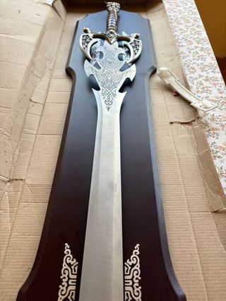Espada decorativa de pared