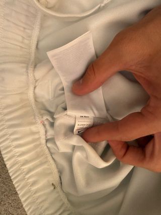 Pantalón corto Nike blanco con cinta lateral