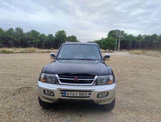 Mitsubishi Montero 2001