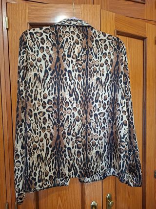 Blusa fluida leopardo Primark Talla L