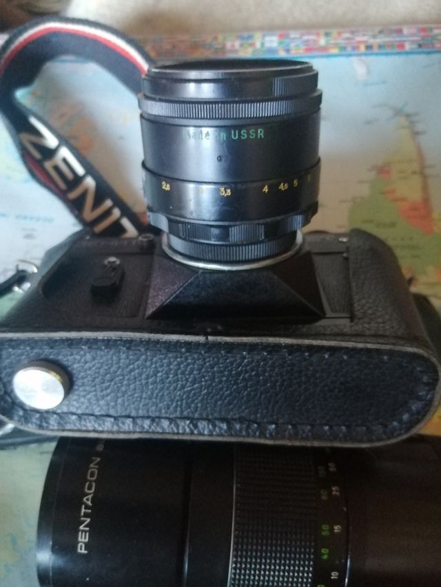 Zenit ET con objetivo Helios 44-2