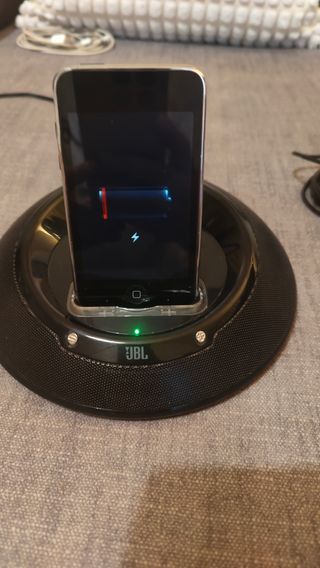 Base altavoz JBL Stage para iPod