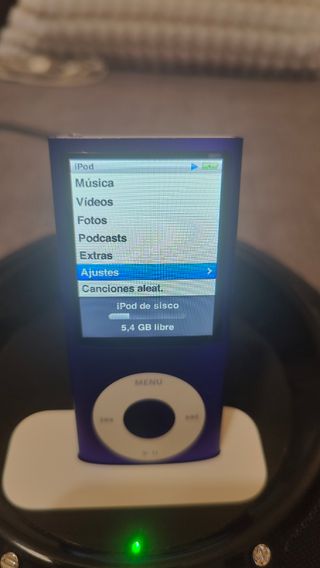 Base altavoz JBL Stage para iPod