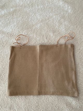 Crop top beige/marrón talla M