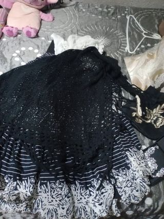Traje de campesina negro y blanco