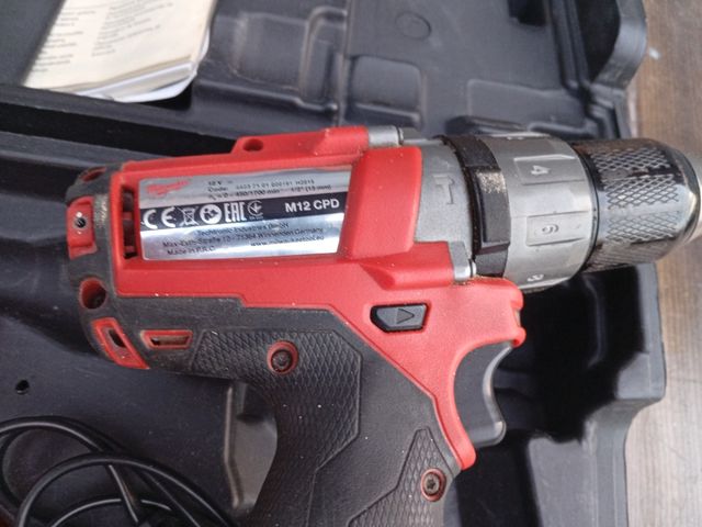 Taladro Milwaukee M12 FUEL