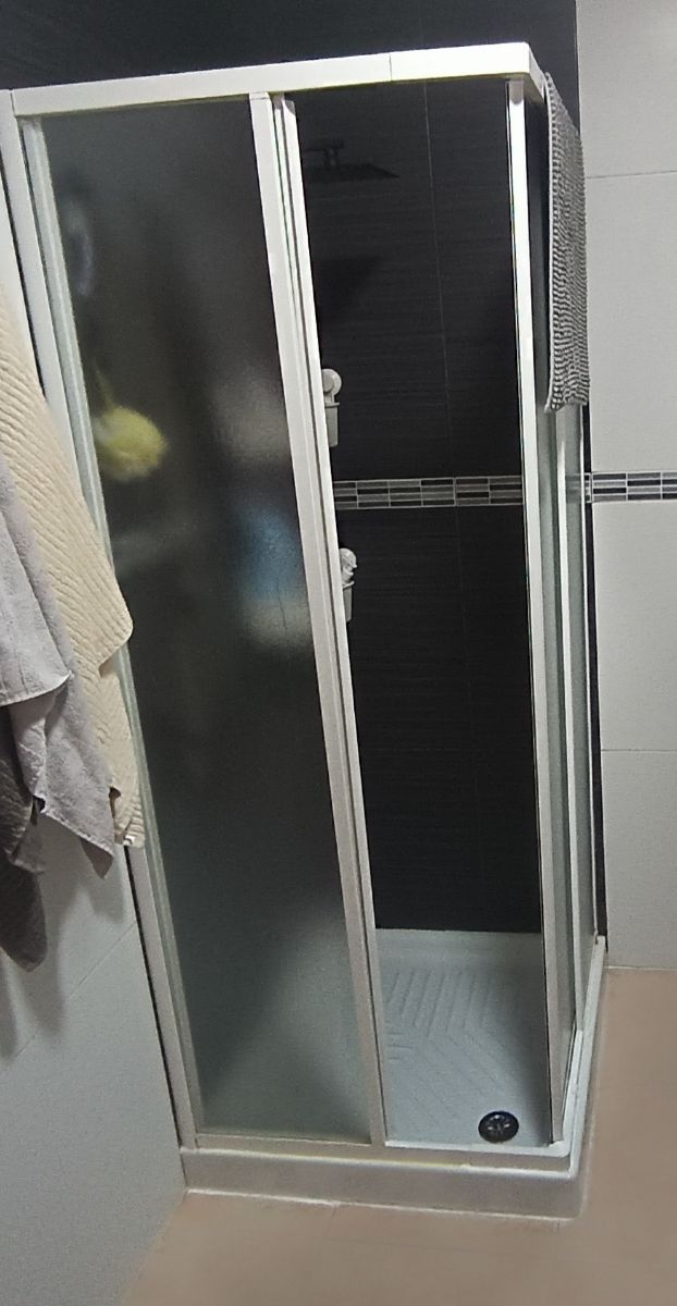 Mampara de ducha cristal y aluminio