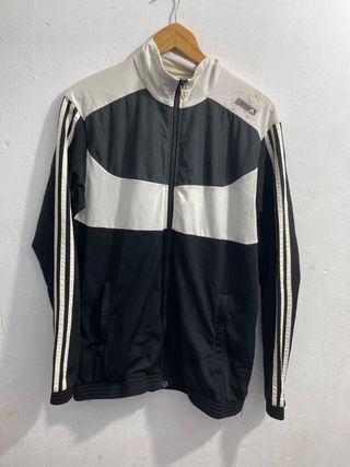 ¡¡OFERTA!! Talla XL Chaqueta Adidas Negra y Blanca