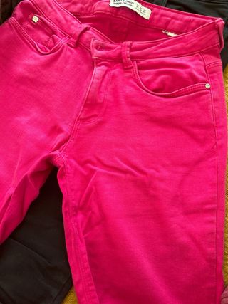 lote de Pantalones Zara Tallas 36 y 38.
