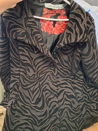 Chaqueta Desigual Animal Print Talla 40