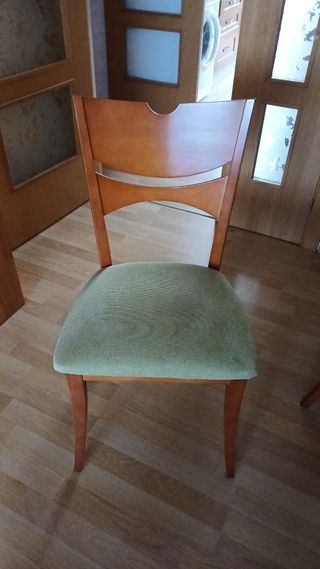 Mesa de comedor cristal y madera con 6 sillas