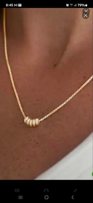 Collar dorado con 5 aros baño oro