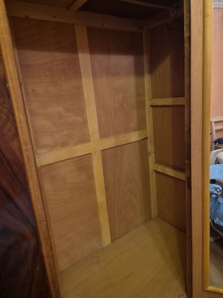 Armario de madera vintage