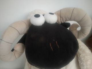 Peluches Grandes: Mono, Oveja y Perro