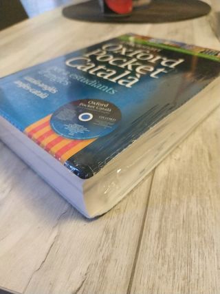 Diccionari Oxford Pocket Català per a estudiant...