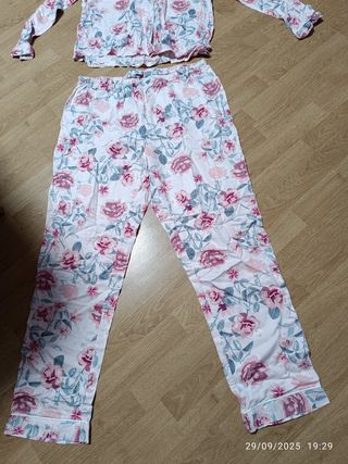 Pijama floral rosa talla XL