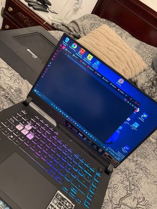 ASUS ROG Strix G513QY Ryzen 9 RX 6800M