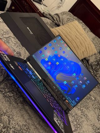 ASUS ROG Strix G513QY Ryzen 9 RX 6800M