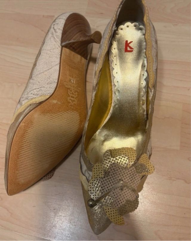 Tacchi donna vintage beige oro