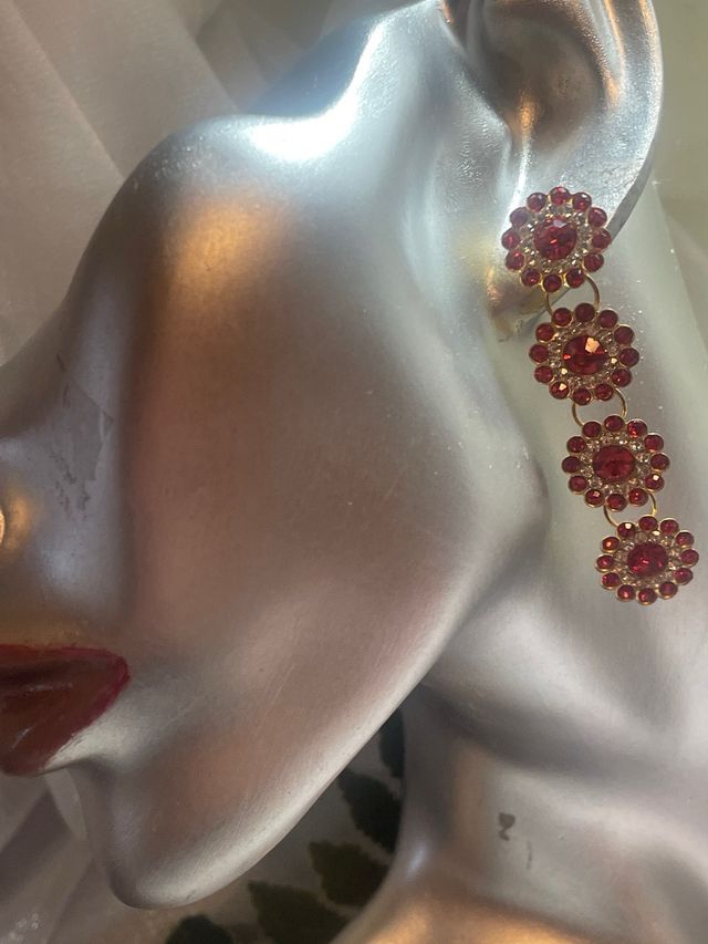 Pendientes largos piedras rojas Fiesta fallas