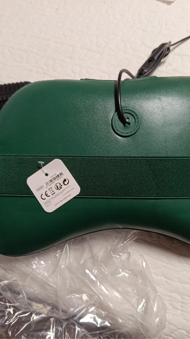 Masajeador de cuello verde