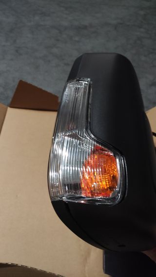 Retrovisor derecho Iveco Daily