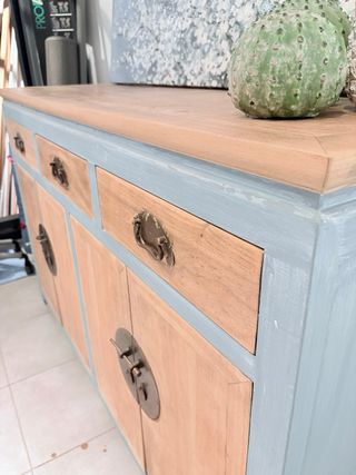 Credenza in teak con ante e cassetti
