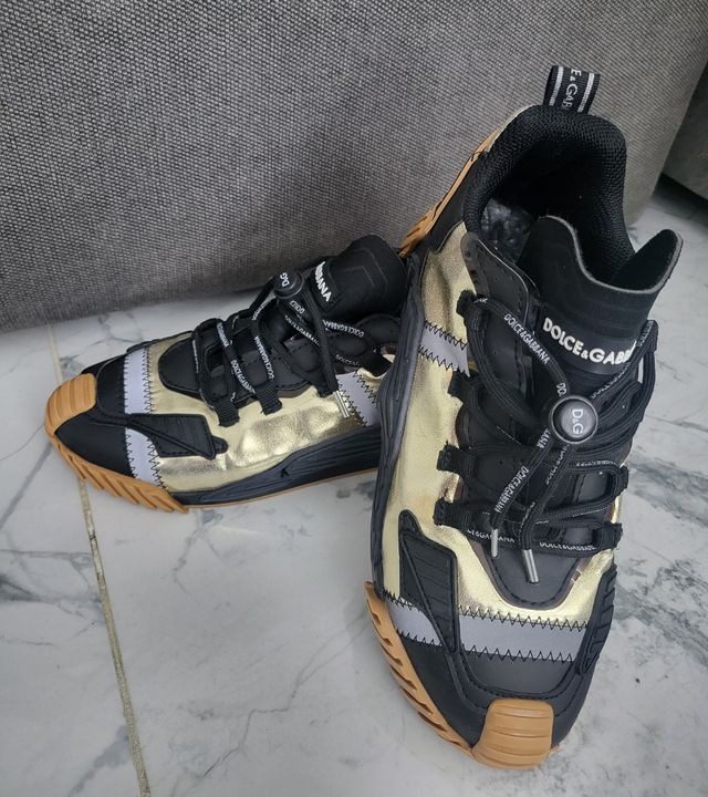 Zapatillas Dolce & Gabbana Negras y Doradas