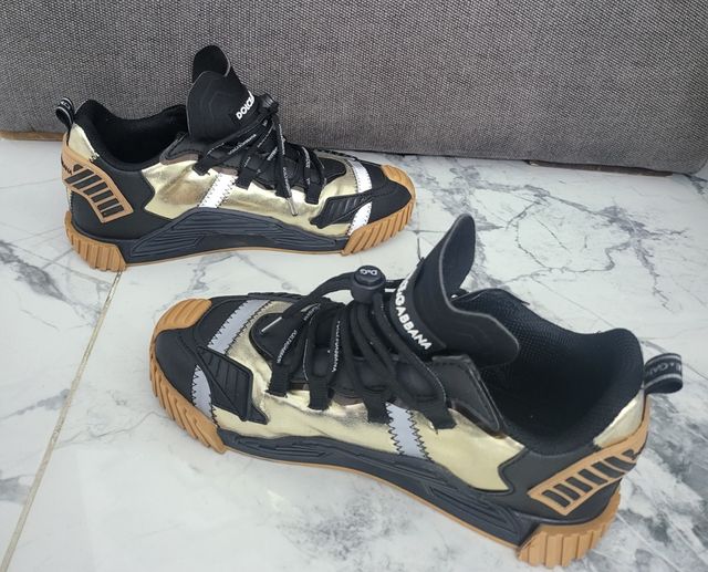 Zapatillas Dolce & Gabbana Negras y Doradas